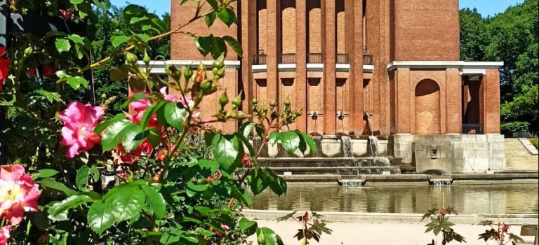 Gemeinsam begleitet Pilgern im Stadtpark