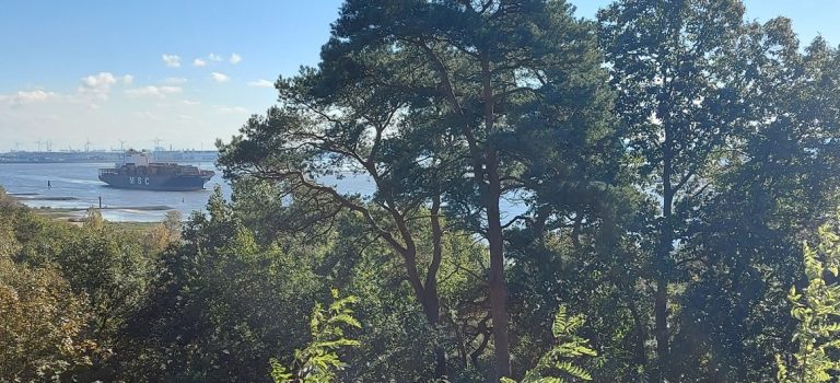 Pilgerweg „Durch das Blankeneser Treppenviertel am Elbufer nach Rissen“